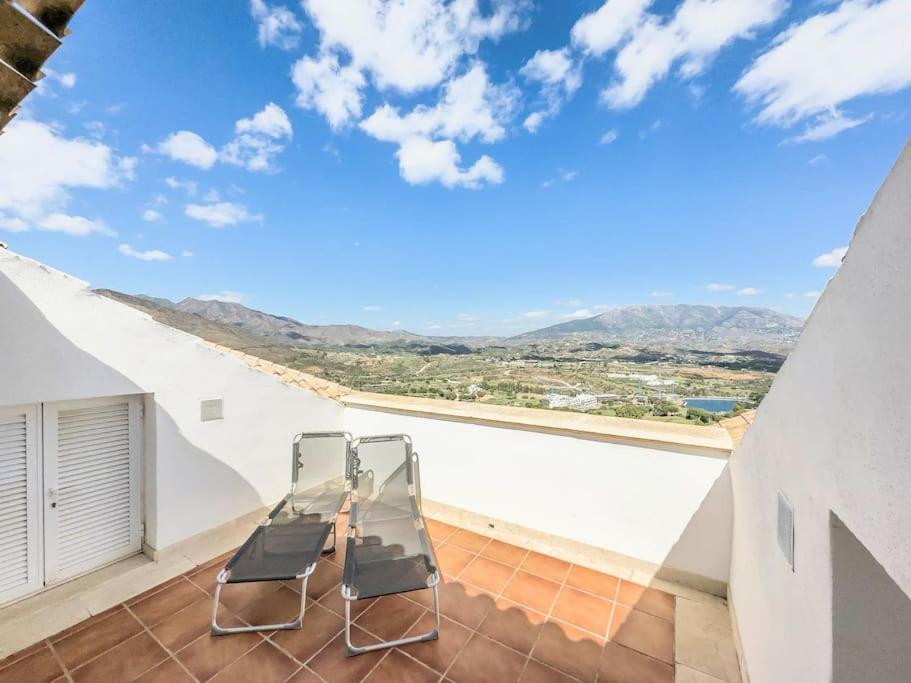 111-penthouse Apartment, Views, Pool, La Cala Golf * Málaga